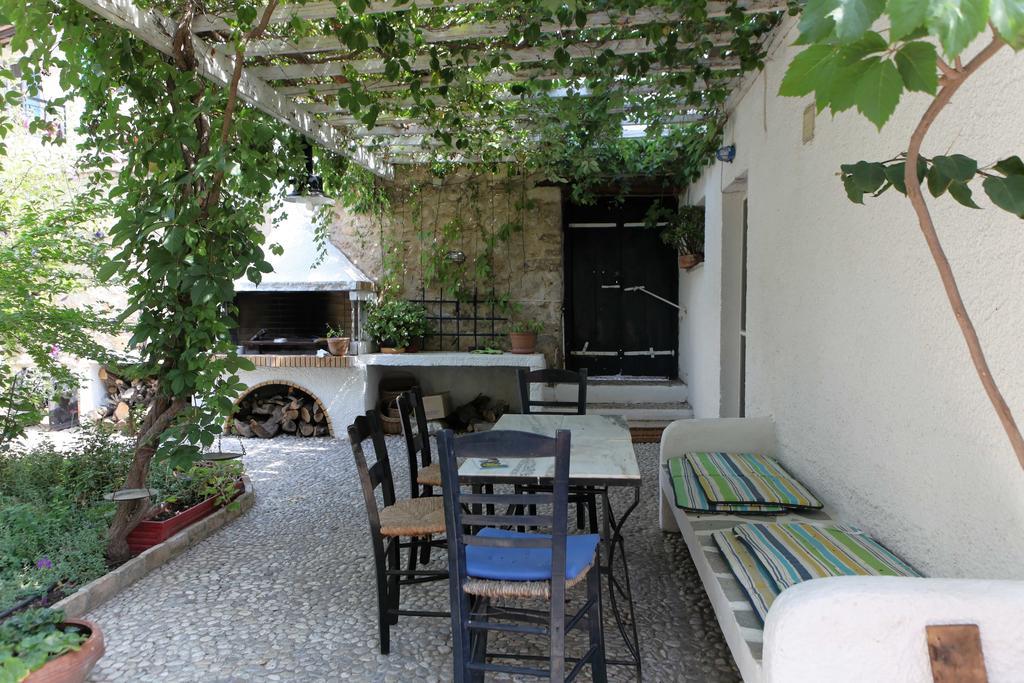 To Spitaki Apartments Galaxídhion Eksteriør bilde