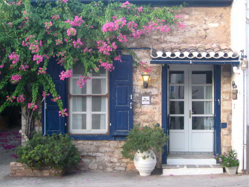 To Spitaki Apartments Galaxídhion Eksteriør bilde